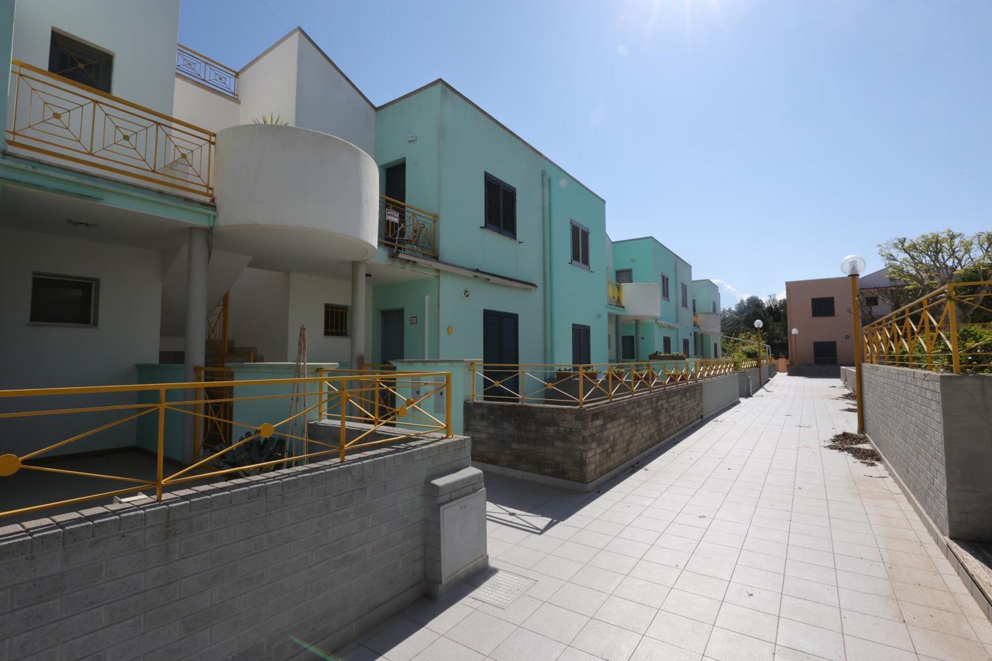 Casa Vacanze Lucia توري ديل أورسو المظهر الخارجي الصورة